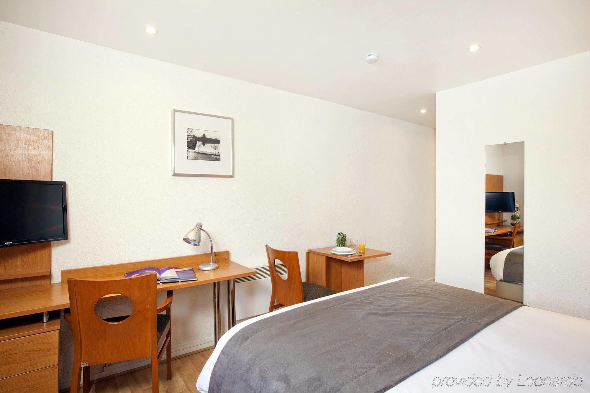 Sejours & Affaires Toulouse De Brienne Aparthotel Екстериор снимка