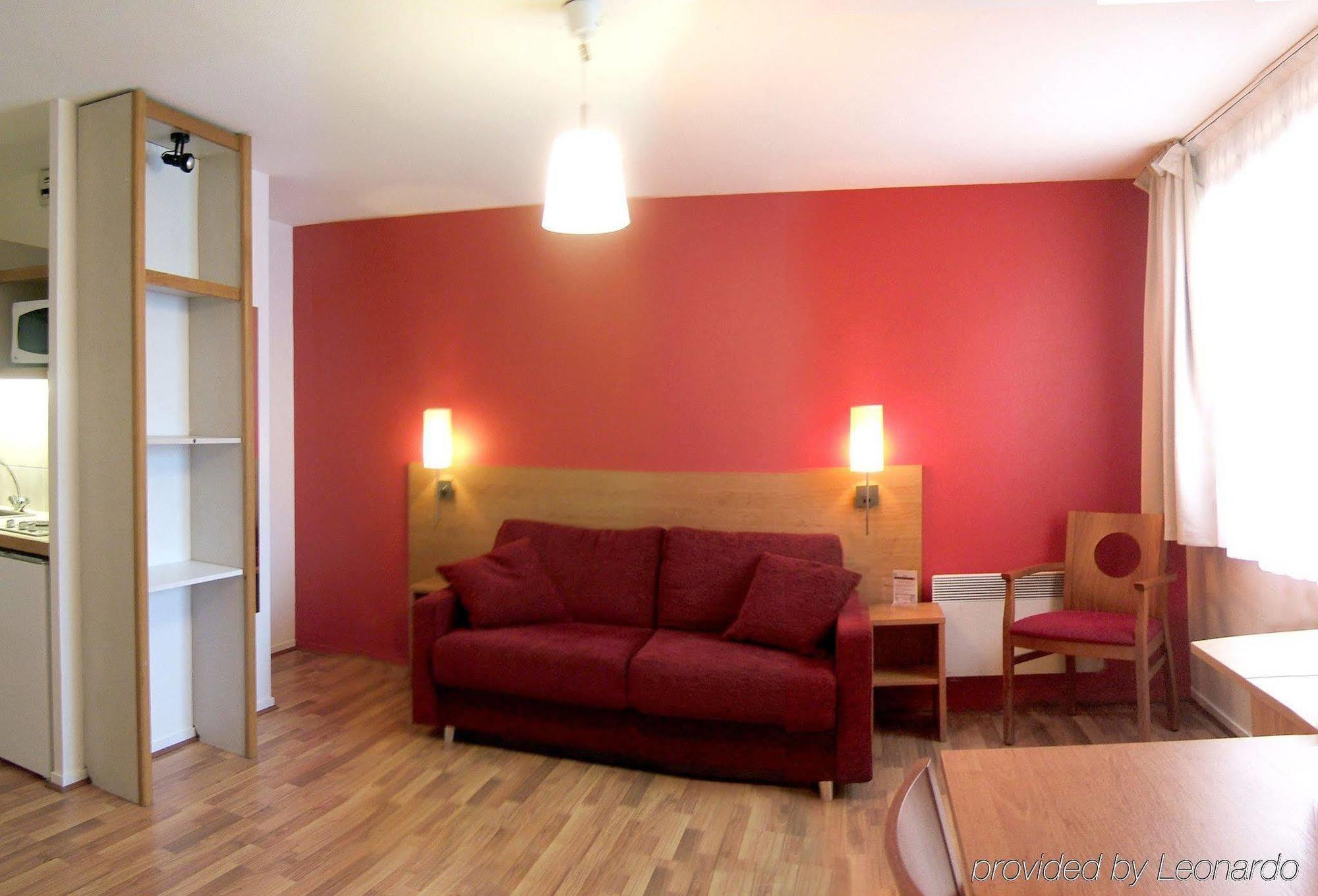 Sejours & Affaires Toulouse De Brienne Aparthotel Стая снимка